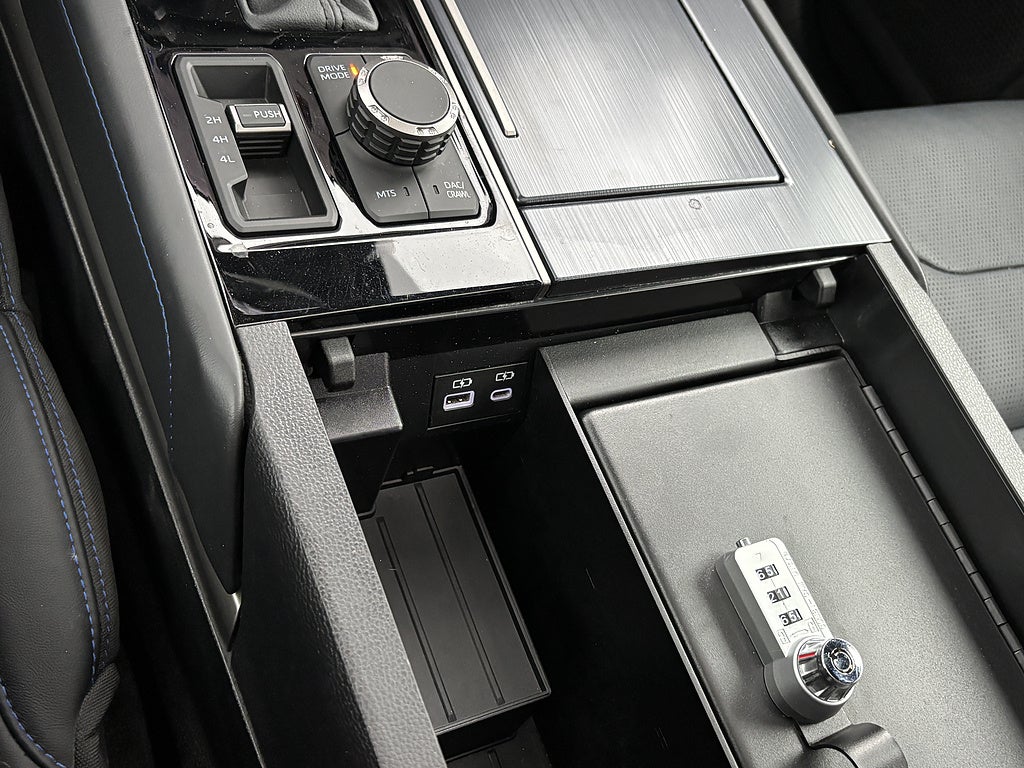 2026 Toyota Tundra 4WD Platinum HV