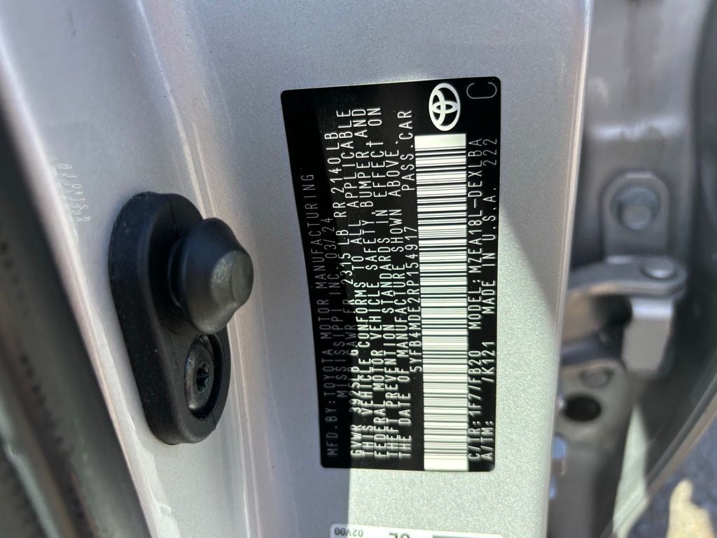 2024 Toyota Corolla LE