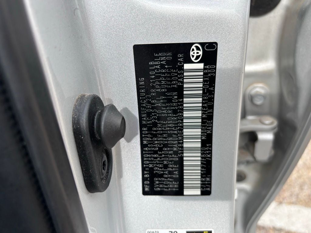 2024 Toyota Corolla LE