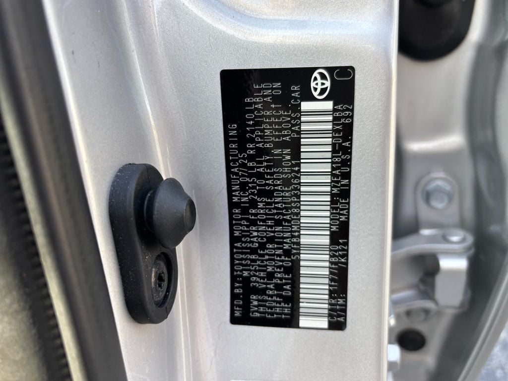 2025 Toyota Corolla LE