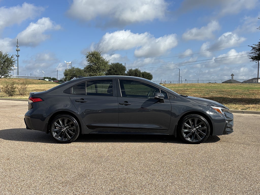 2025 Toyota Corolla SE