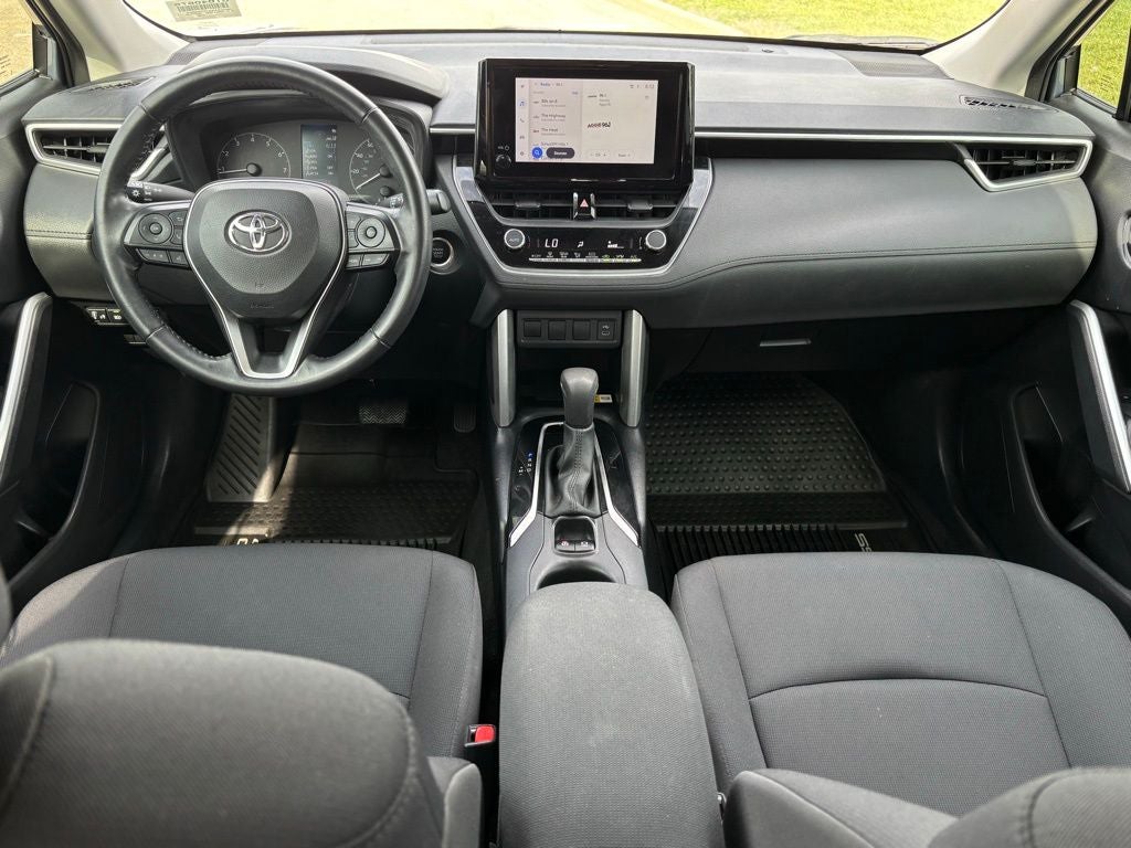 2023 Toyota Corolla Cross LE