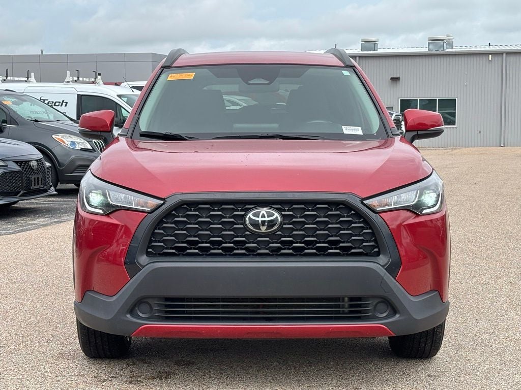 2024 Toyota Corolla Cross LE