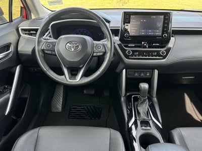 2022 Toyota Corolla Cross XLE