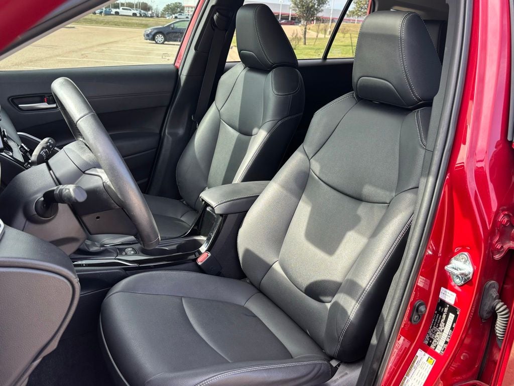 2022 Toyota Corolla Cross XLE