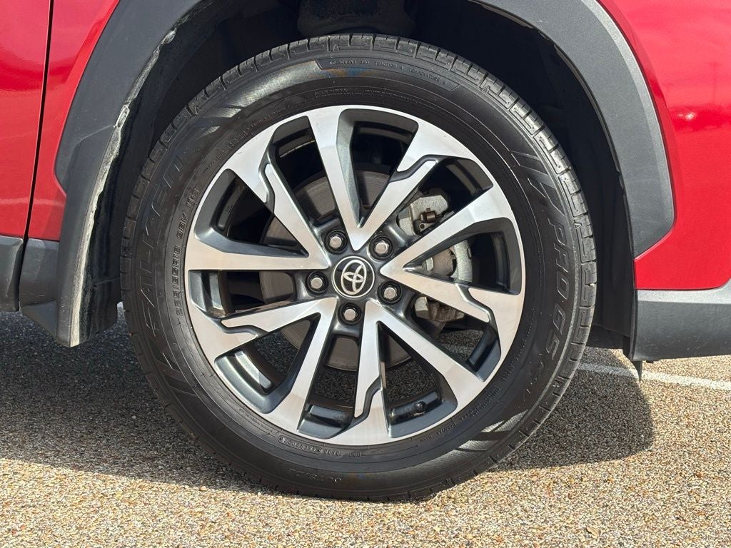 2022 Toyota Corolla Cross XLE