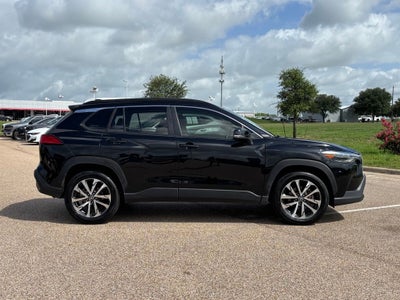 2022 Toyota Corolla Cross XLE