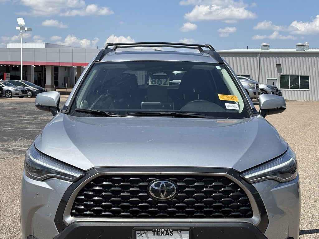 2024 Toyota Corolla Cross XLE