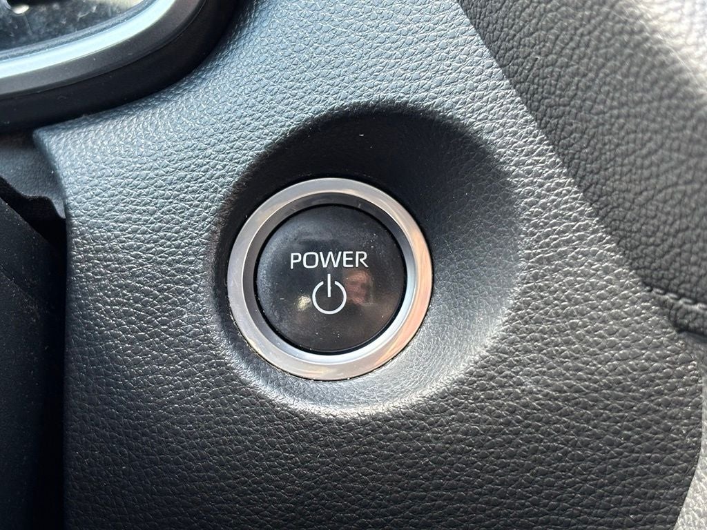 2023 Toyota Corolla Cross Hybrid XSE