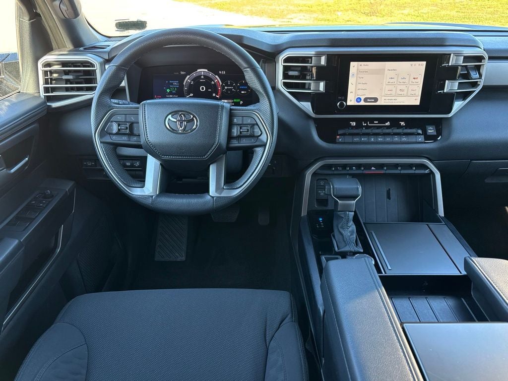 2025 Toyota Sequoia SR5