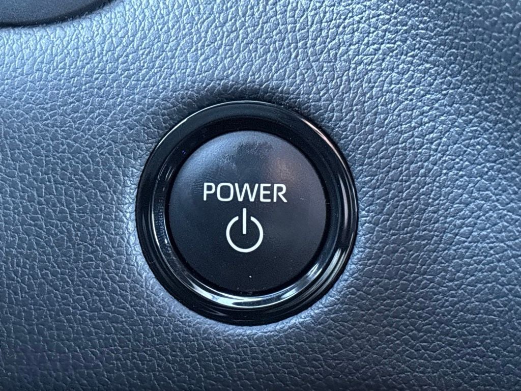 2025 Toyota Sequoia SR5