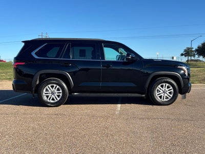 2025 Toyota Sequoia SR5