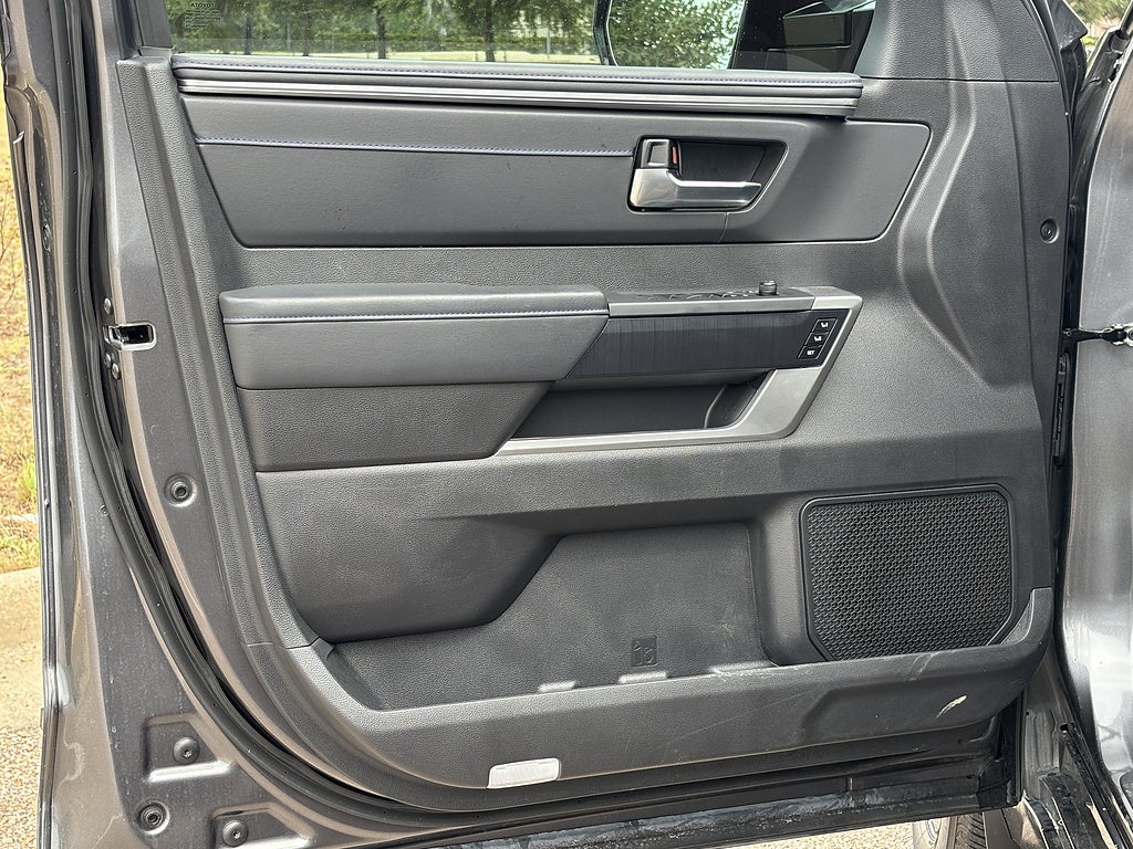 2025 Toyota Sequoia Platinum