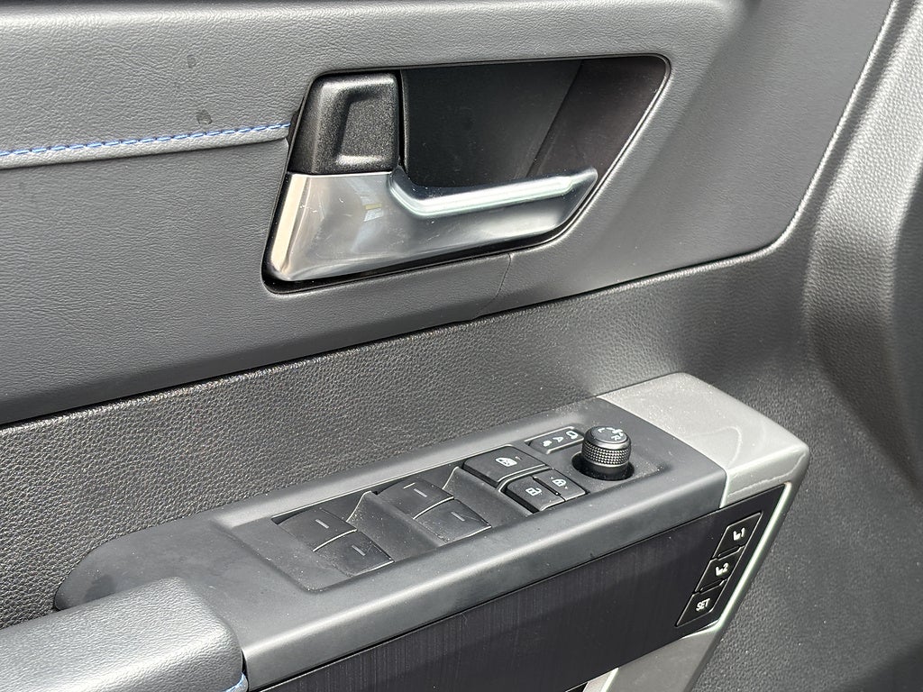 2025 Toyota Sequoia Platinum