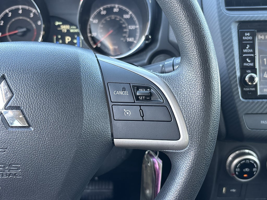 2024 Mitsubishi Outlander Sport ES