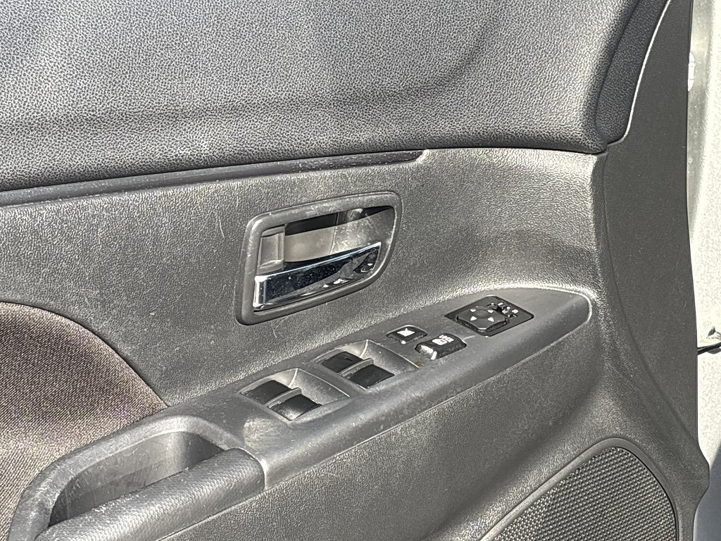 2024 Mitsubishi Outlander Sport ES