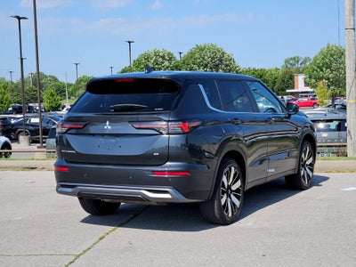 2025 Mitsubishi Outlander SE