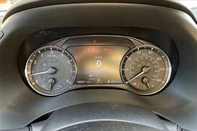 2024 INFINITI QX80 LUXE