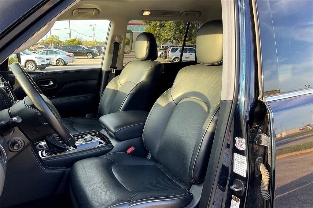 2024 INFINITI QX80 LUXE