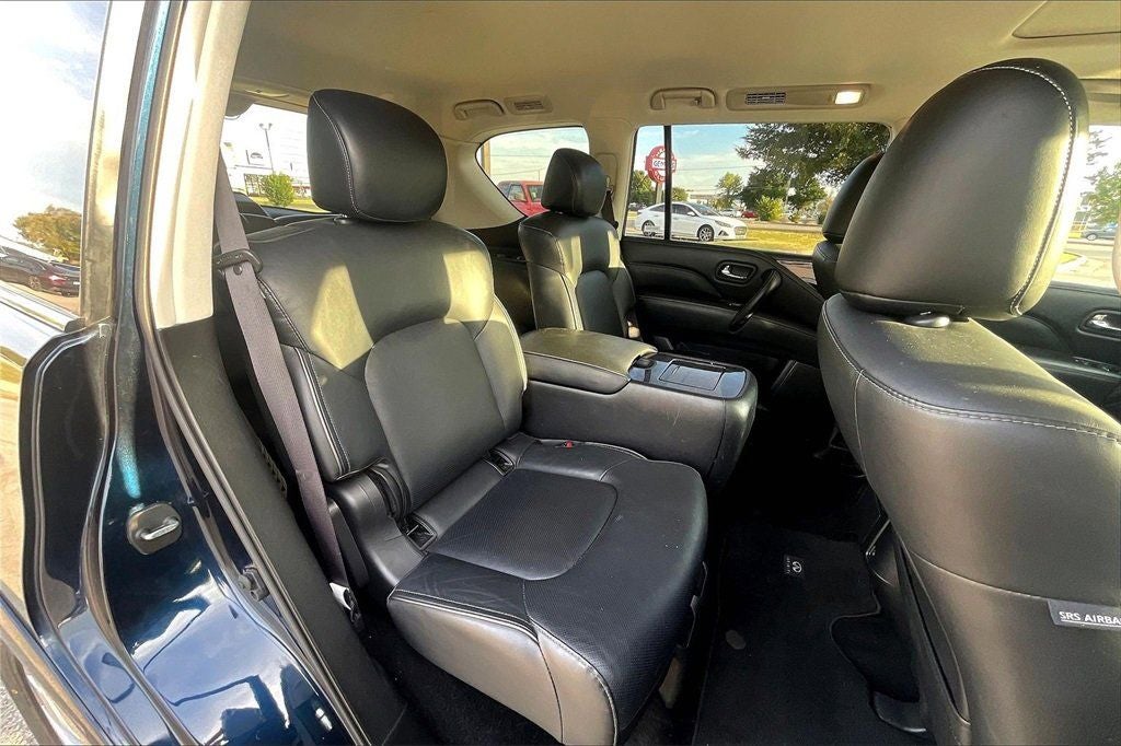 2024 INFINITI QX80 LUXE