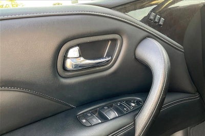 2024 INFINITI QX80 LUXE