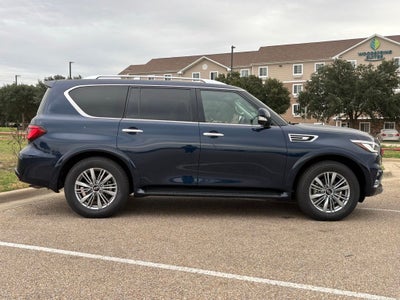 2024 INFINITI QX80 LUXE