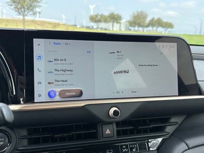 2024 Toyota Crown XLE