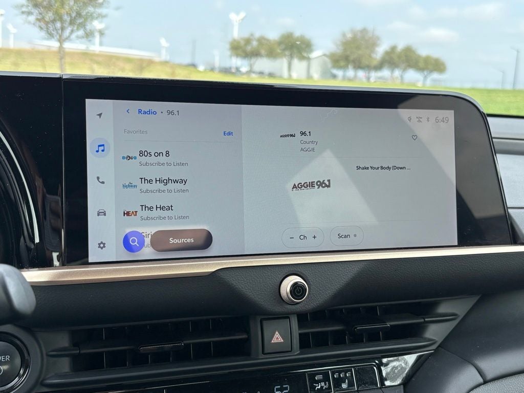 2024 Toyota Crown XLE