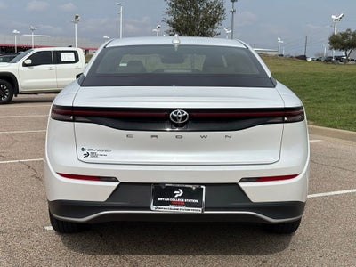 2024 Toyota Crown XLE