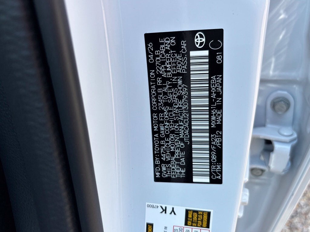 2026 Toyota Prius Plug-In Hybrid SE