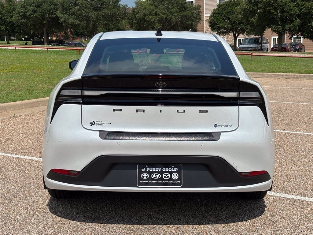 2026 Toyota Prius Plug-In Hybrid SE