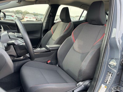 2025 Toyota Prius Plug-In Hybrid SE