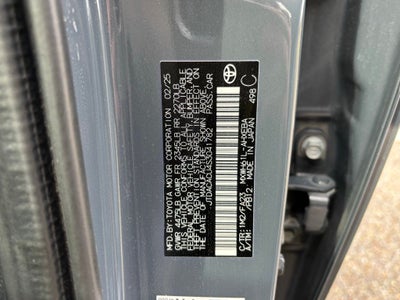 2025 Toyota Prius Plug-In Hybrid SE