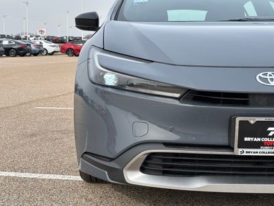 2025 Toyota Prius Plug-In Hybrid SE