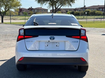 2022 Toyota Prius LE