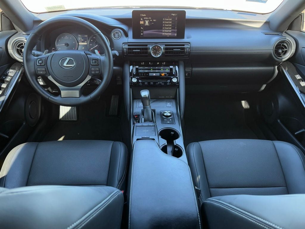 2024 Lexus IS 300