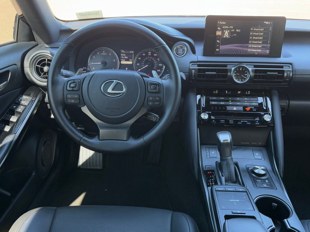 2024 Lexus IS 300