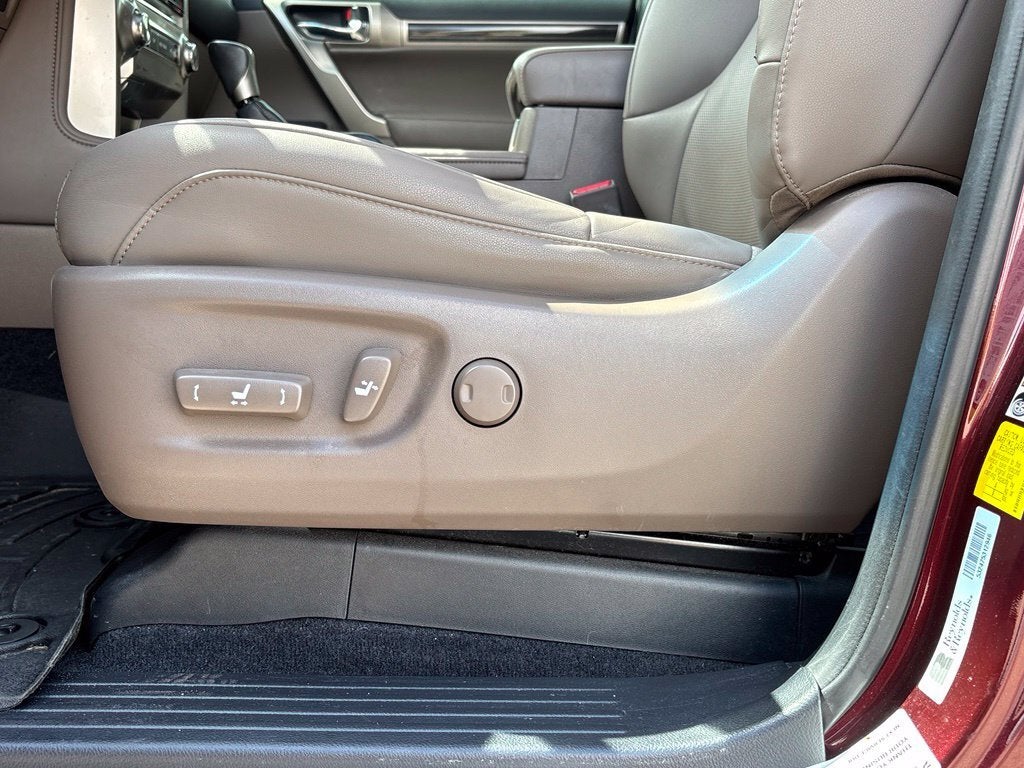 2020 Lexus GX Base