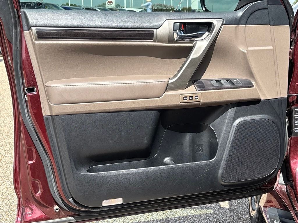 2020 Lexus GX Base