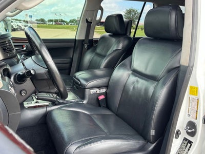 2013 Lexus LX 570