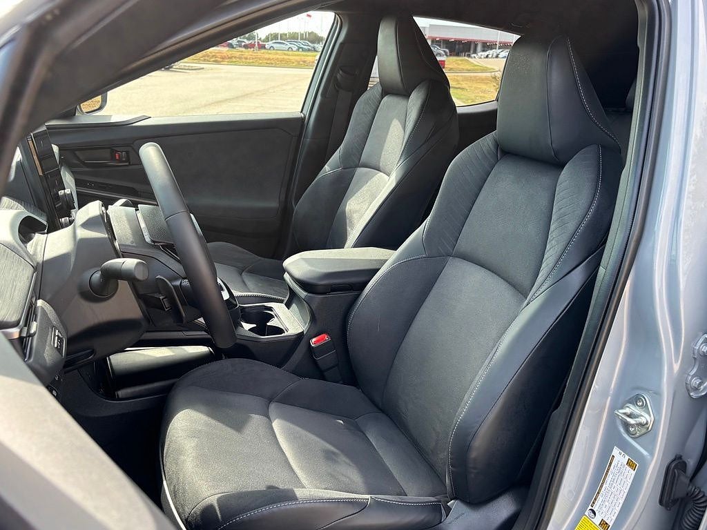 2026 Toyota C-HR XSE
