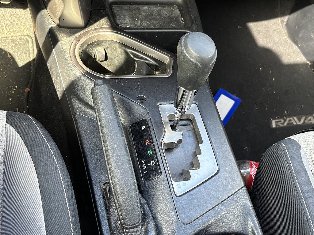 2016 Toyota RAV4 Hybrid XLE