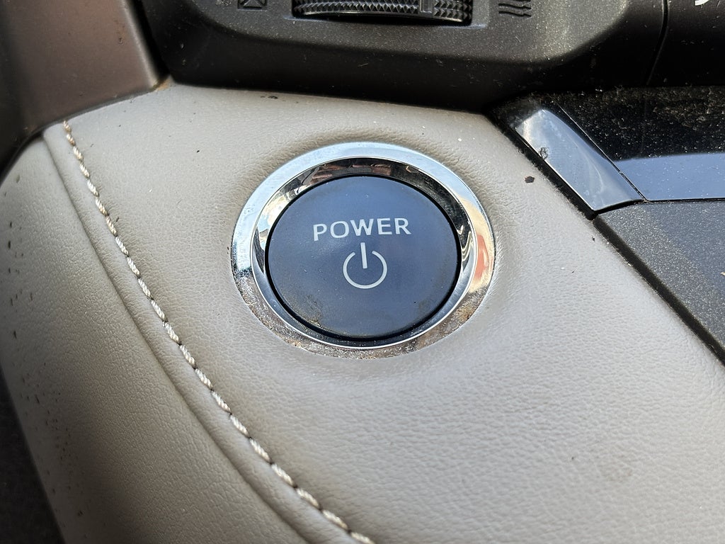 2016 Toyota RAV4 Hybrid XLE
