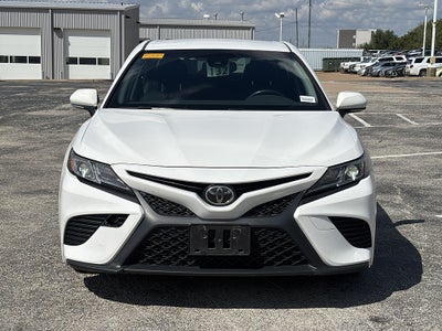 2019 Toyota Camry SE