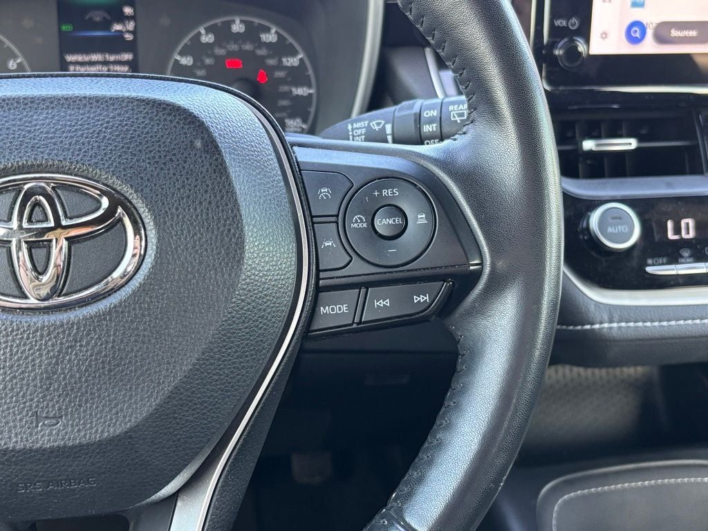 2024 Toyota Corolla Hatchback SE