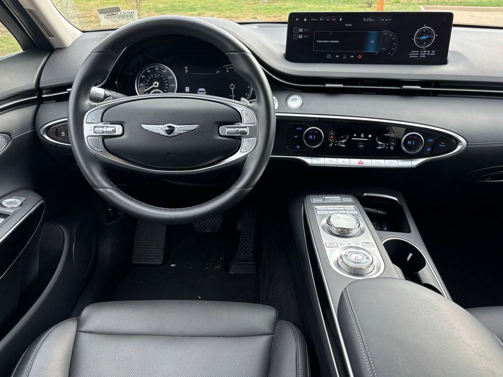 2025 Genesis GV70 2.5T