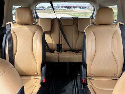 2024 Kia Carnival LX