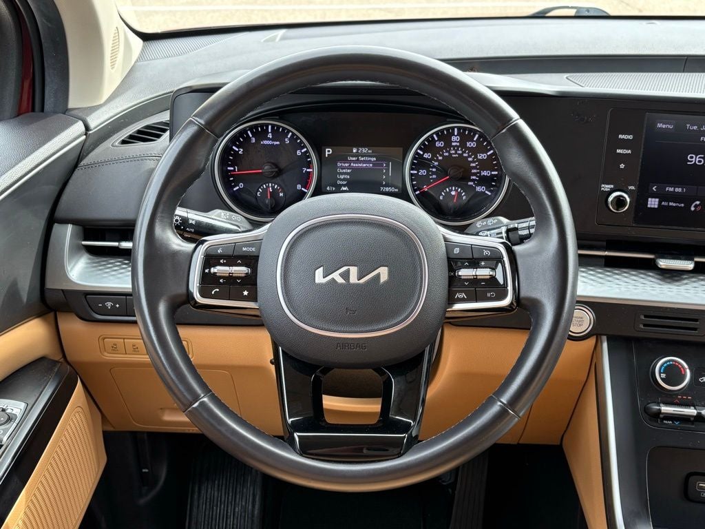 2024 Kia Carnival LX