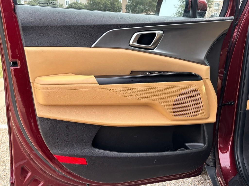 2024 Kia Carnival LX