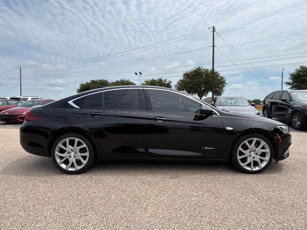 2019 Buick Regal Avenir